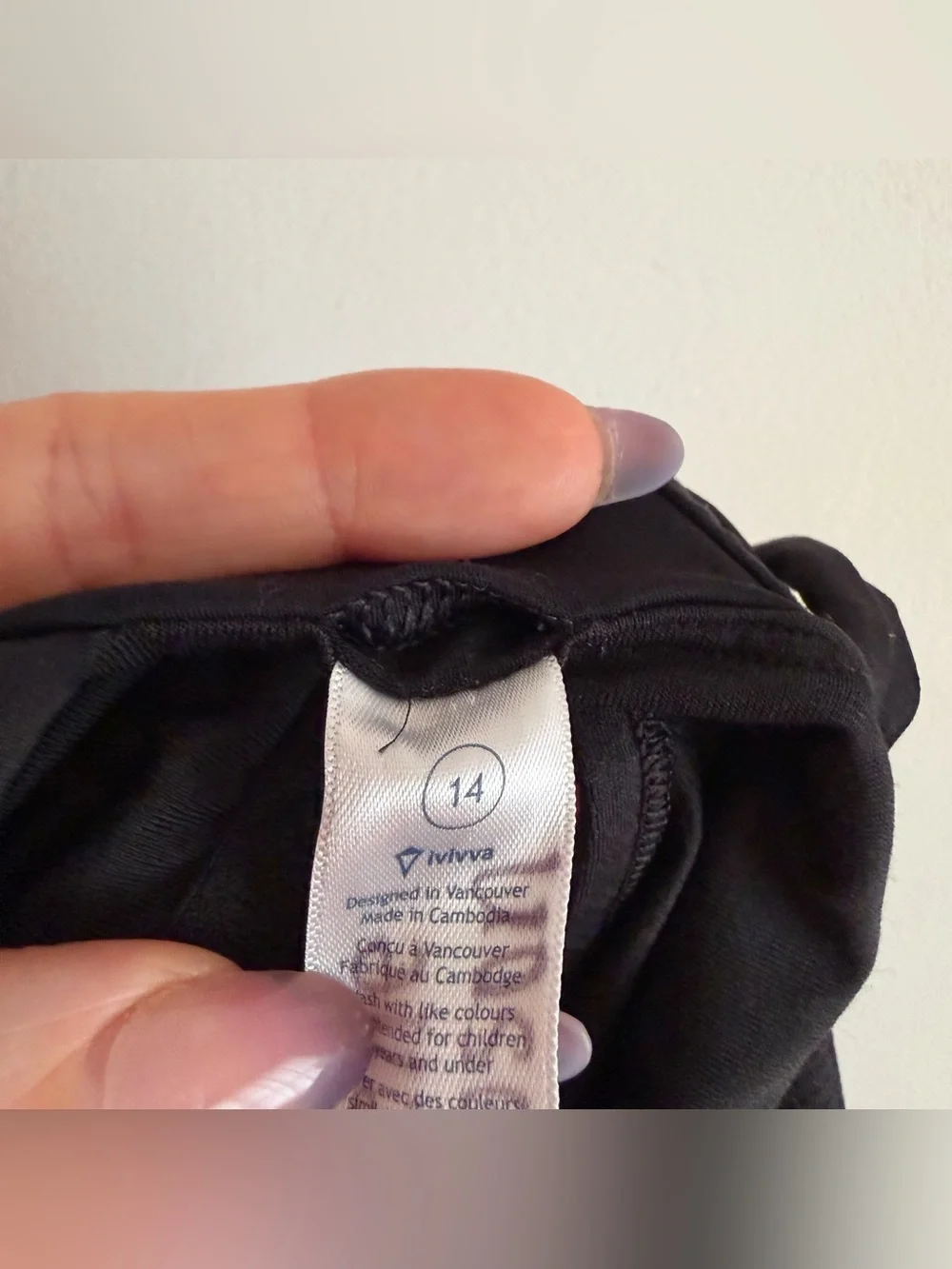 Ivivva Lululemon Black Strappy Back Athletic Tank Shelf Bra Girls 14 Women’s XS